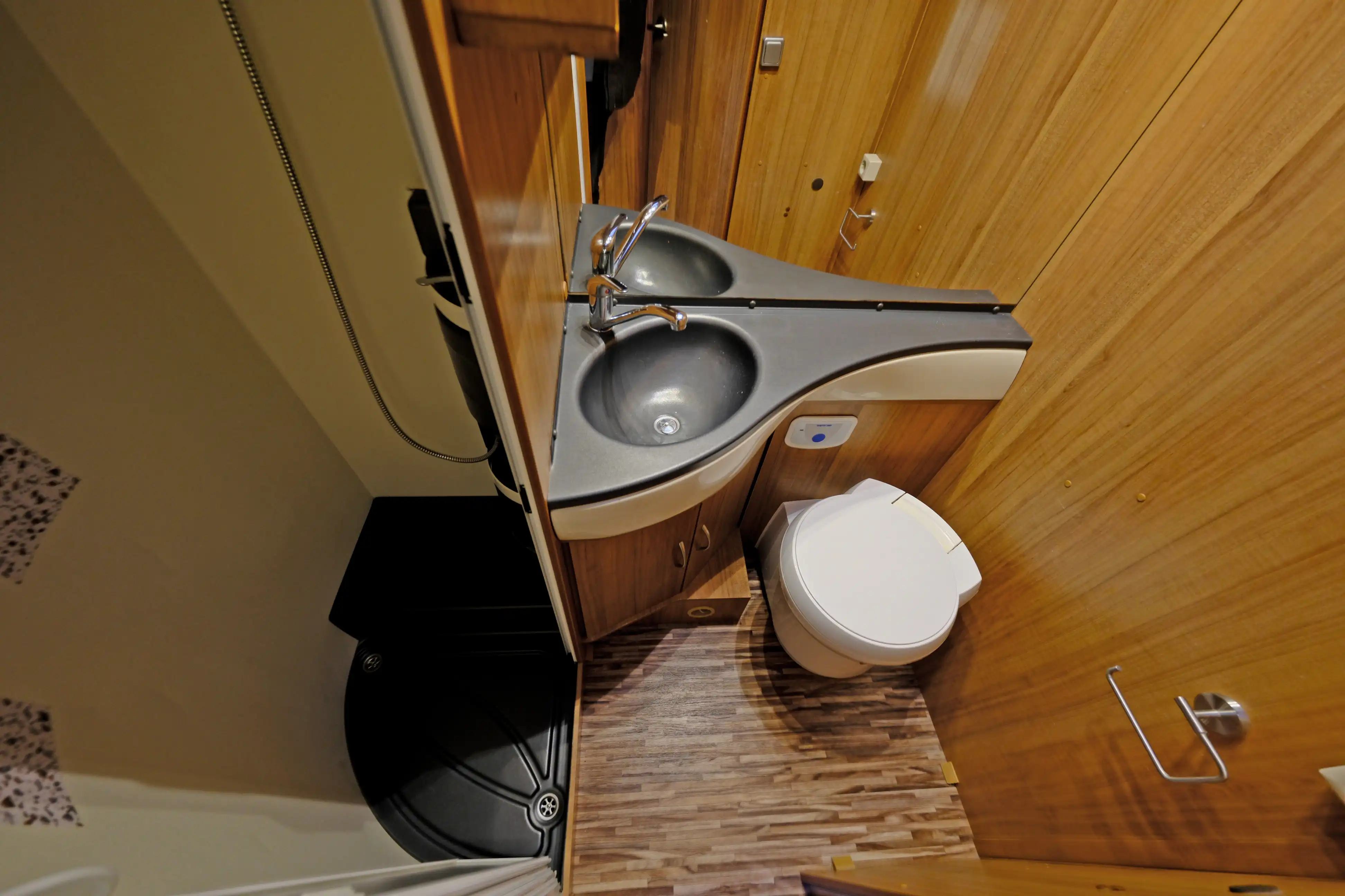 EURAMOBIL Terrestra T 710 HB